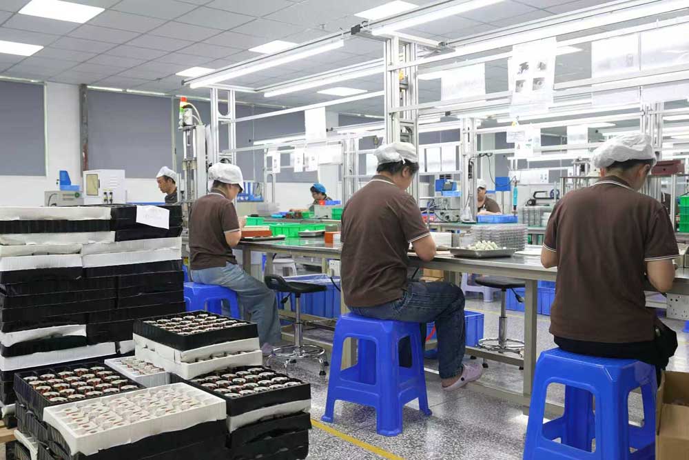 廠區(qū)車(chē)間